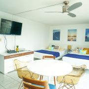 002 パシフィックモナーク バケーションレンタル(短期コンドミニアム宿泊) パシフィックモナーク バケーションレンタル(短期コンドミニアム宿泊)