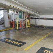 Parking マリンサーフ ワイキキ 23階 バケレン マリンサーフ ワイキキ 23階 バケレン