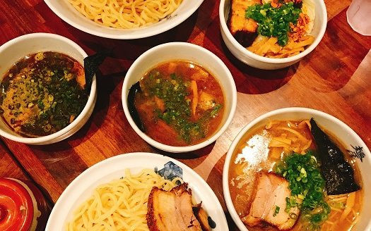 アラモアナ　麺屋武蔵　ハワイ　ラーメン