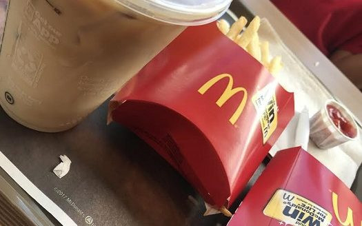 マクドナルド　アプリ　ハワイ